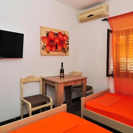 Sofia Rooms Tivat Exterior photo